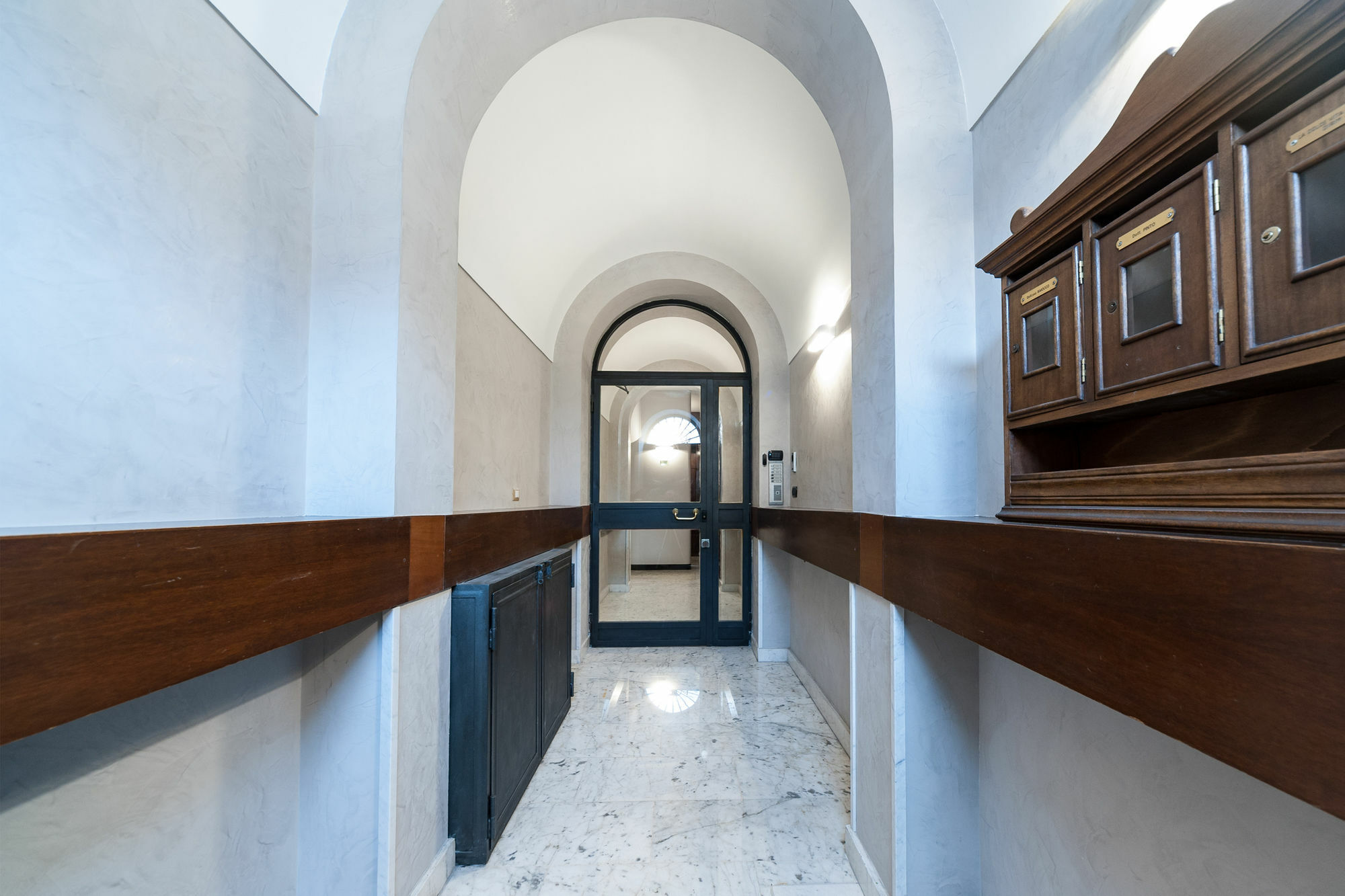 La Dolce Vita Barberini Рим Екстер'єр фото